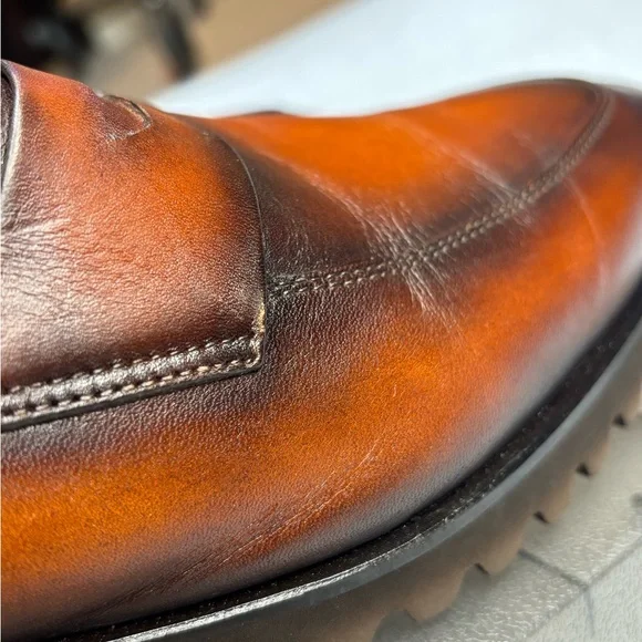 Stylish Brown Leather Loafers for Men - Picture 6 of 9